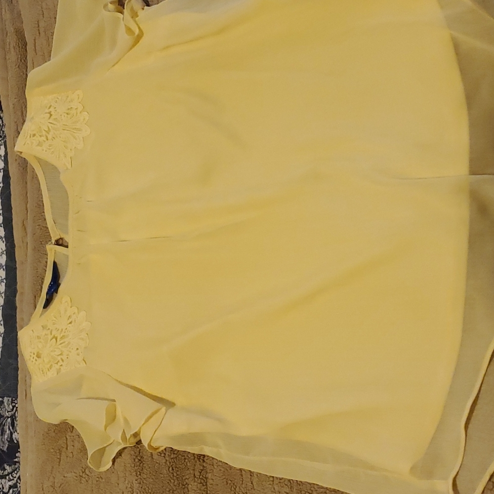Like new blouse